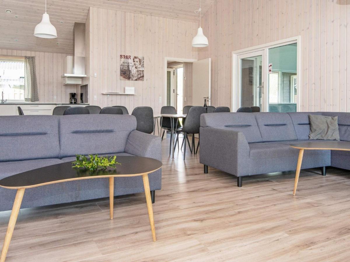 16 Person Holiday Home In R M Rømø Kirkeby Exterior foto